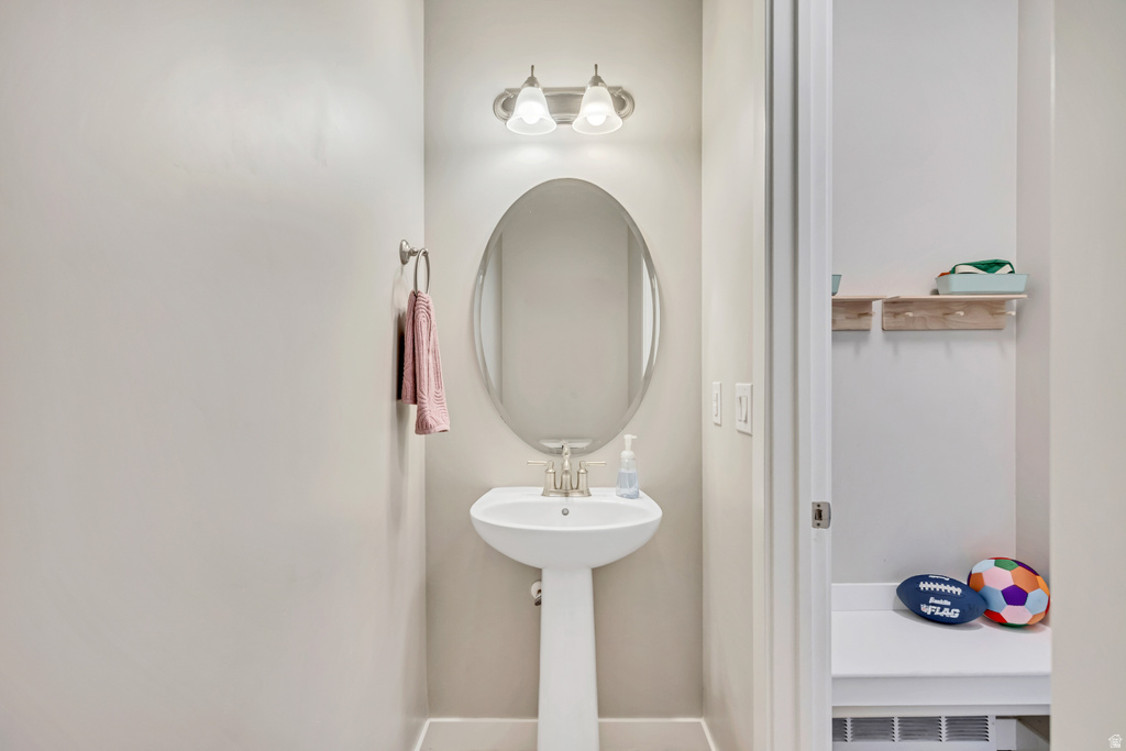 11352 S 1385 W South Jordan, UT 84095