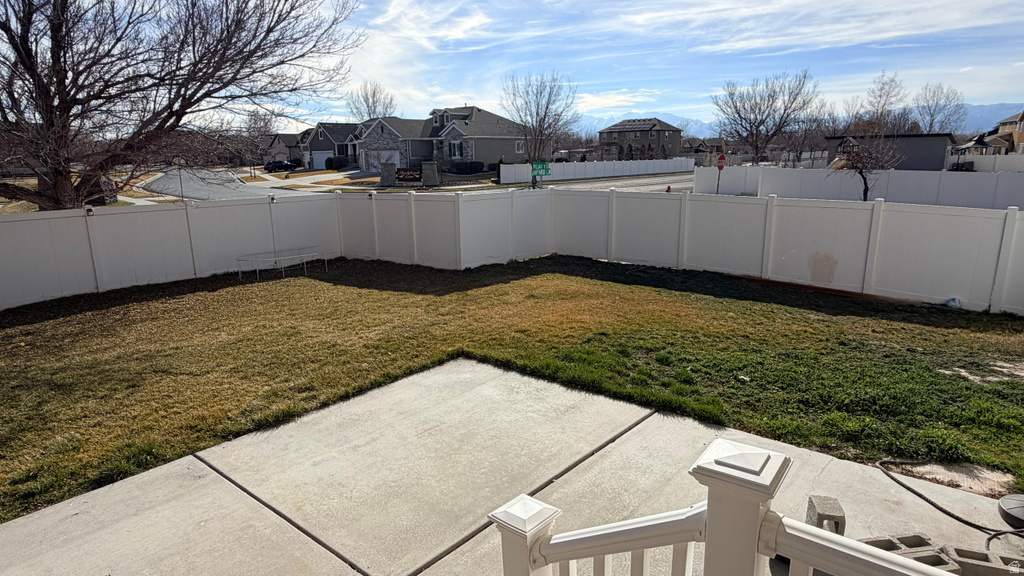 109 W NAUTICAL DR Stansbury Park, UT 84074