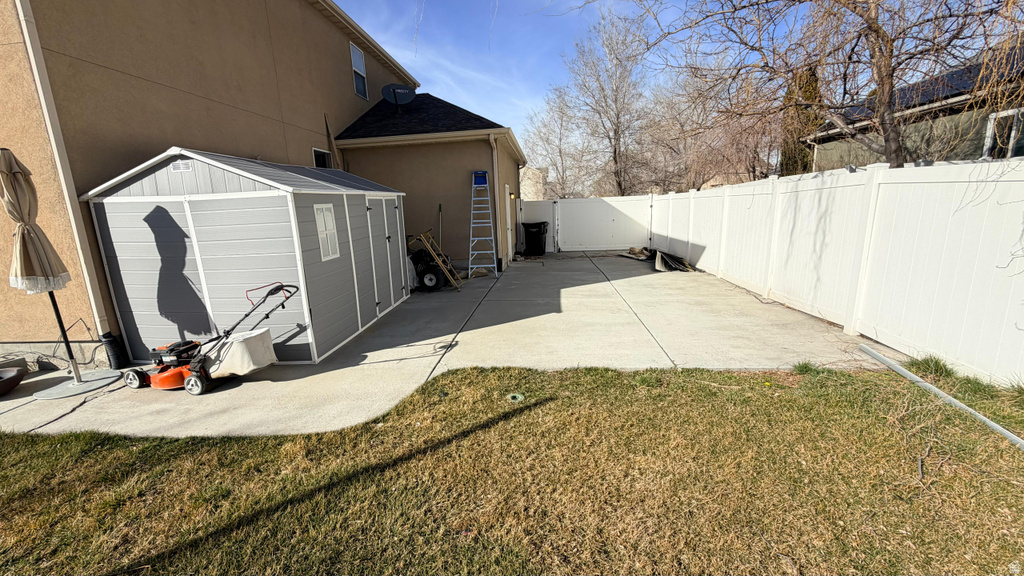 109 W NAUTICAL DR Stansbury Park, UT 84074