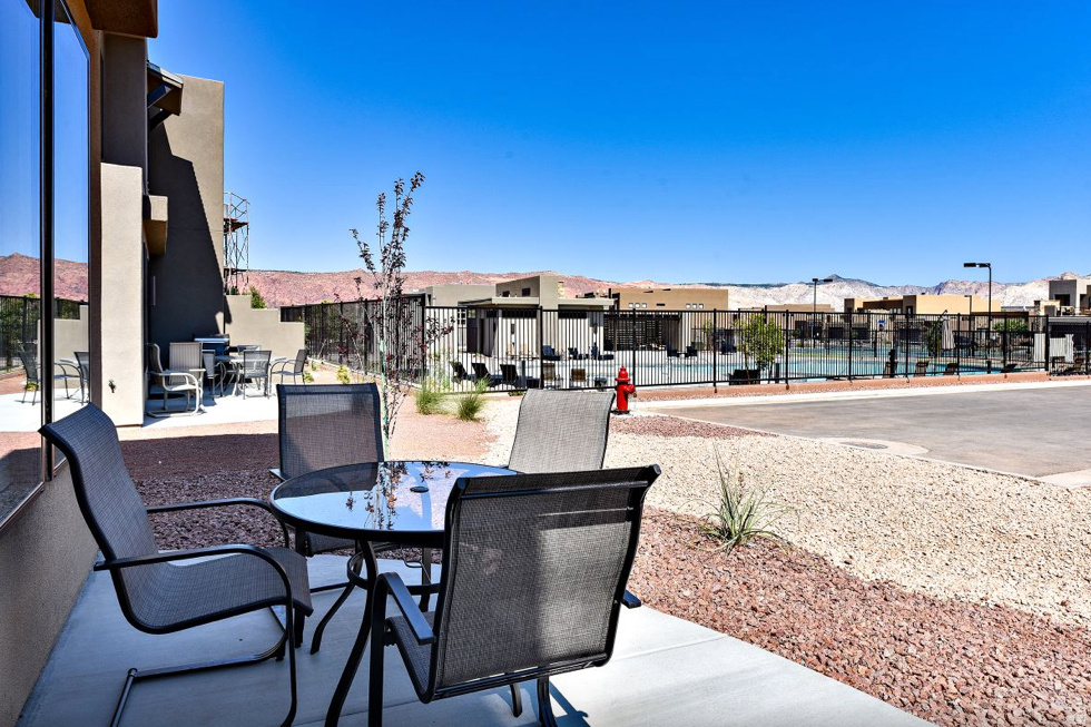 1622 W CANYON TREE DR St George, UT 84770