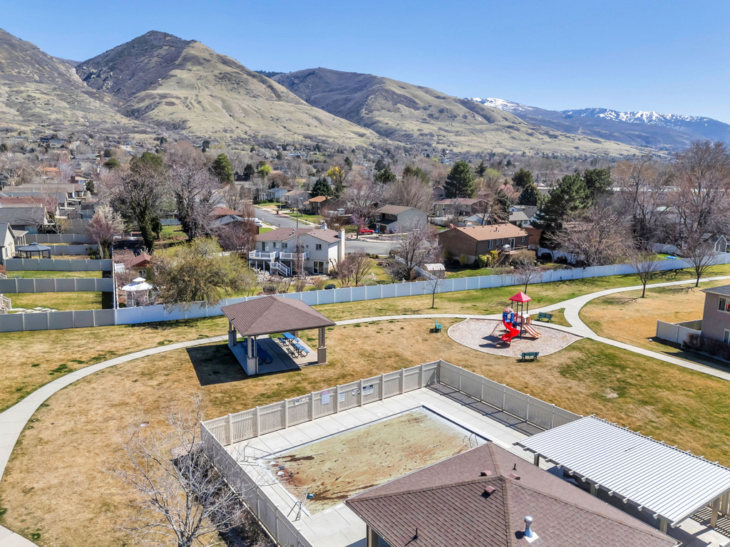 282 W 605 N #A Centerville, UT 84014