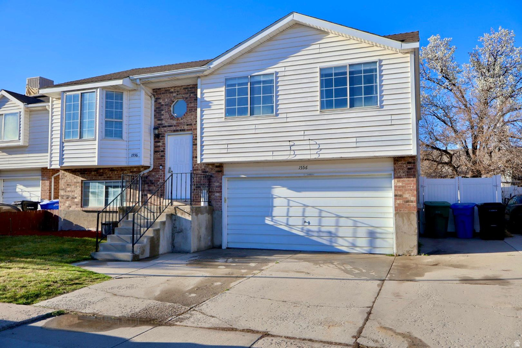 1556 W CRYSTAL DR West Jordan, UT 84084