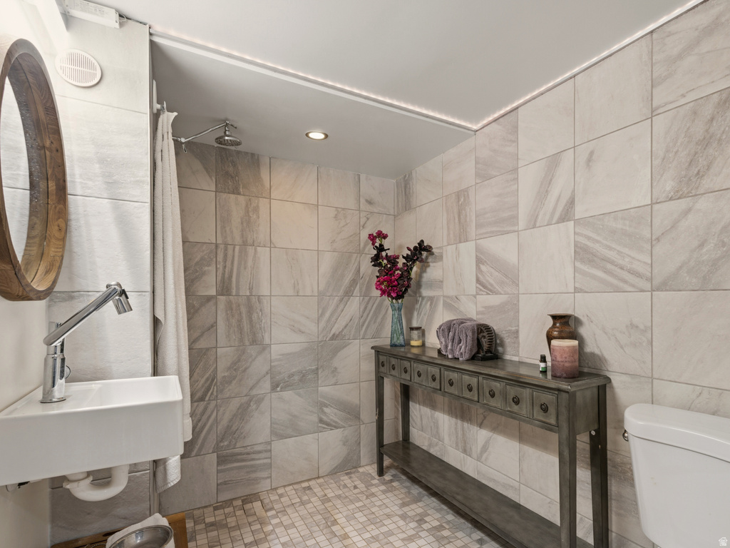 2718 E COMMONWEALTH AVE Salt Lake City, UT 84109