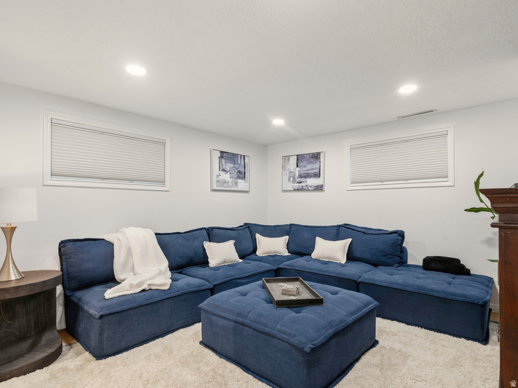 2718 E COMMONWEALTH AVE Salt Lake City, UT 84109