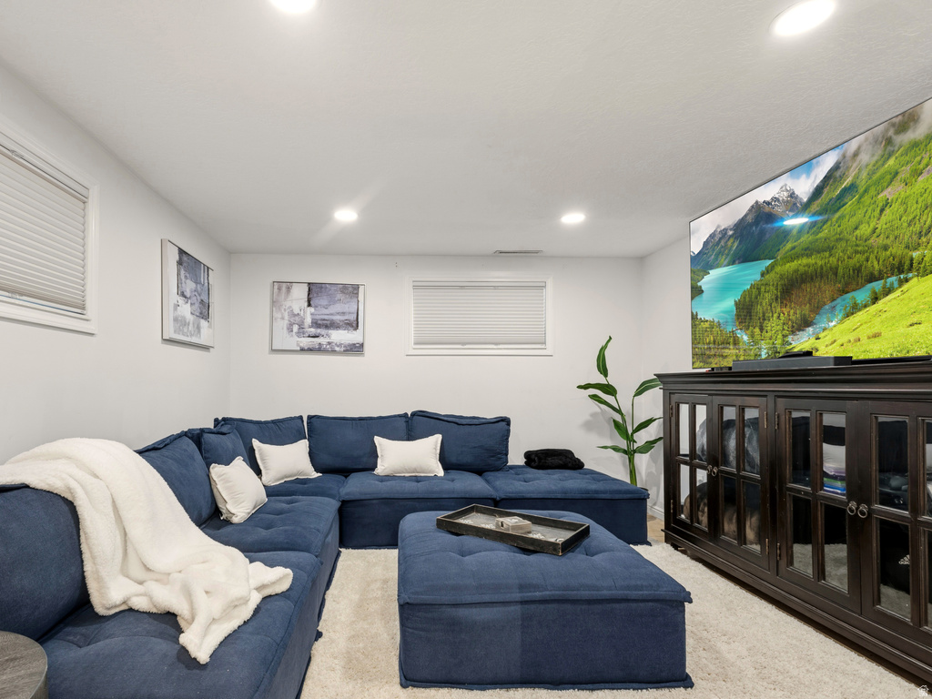 2718 E COMMONWEALTH AVE Salt Lake City, UT 84109