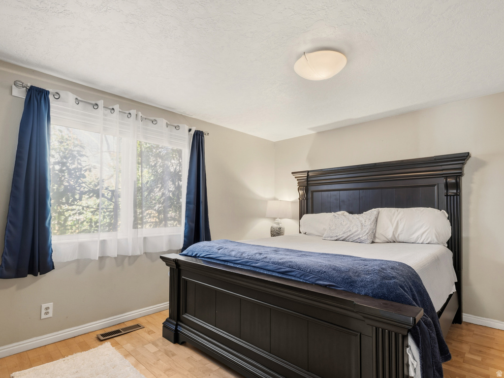 2718 E COMMONWEALTH AVE Salt Lake City, UT 84109