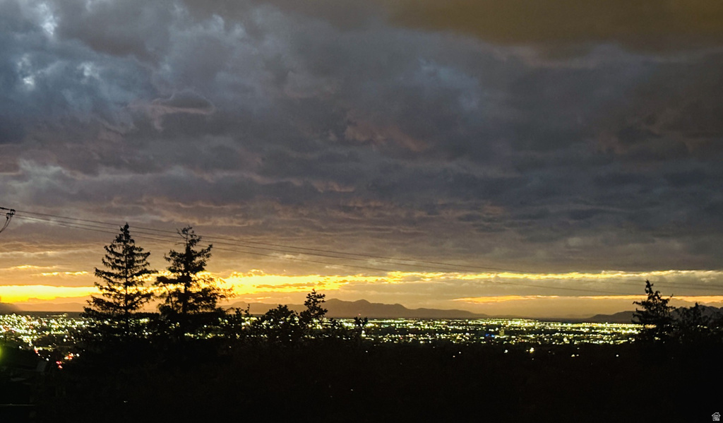 2718 E COMMONWEALTH AVE Salt Lake City, UT 84109