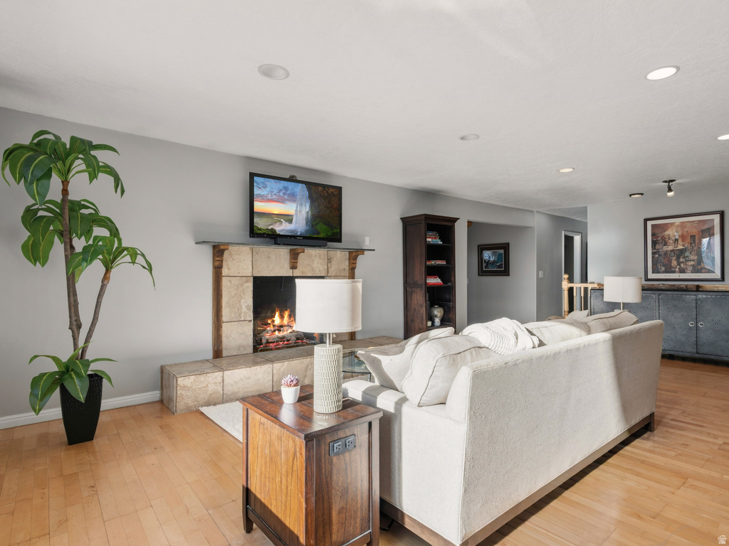 2718 E COMMONWEALTH AVE Salt Lake City, UT 84109