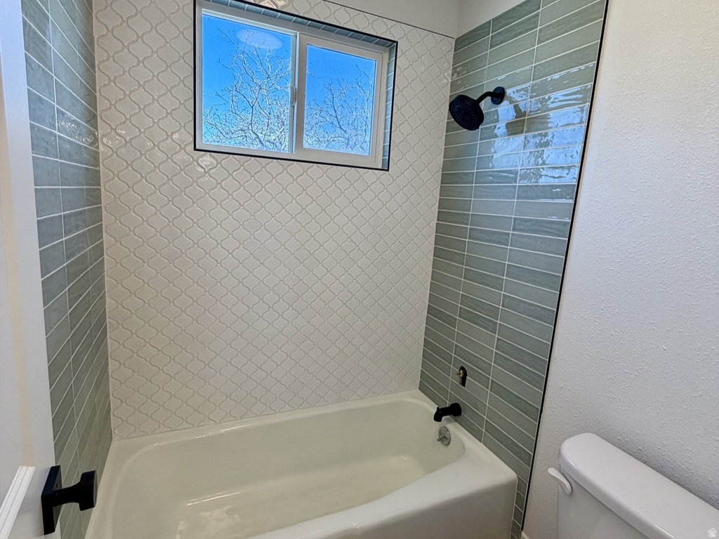 9971 S PINEHURST DR Sandy, UT 84092