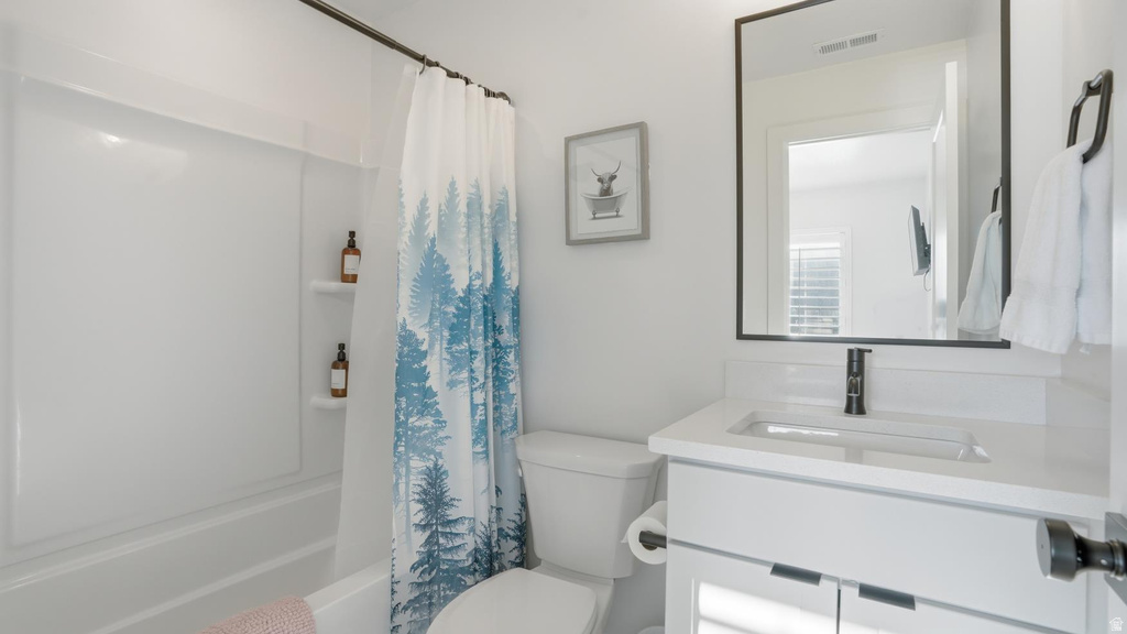 5959 N 5000 W Mountain Green, UT 84050