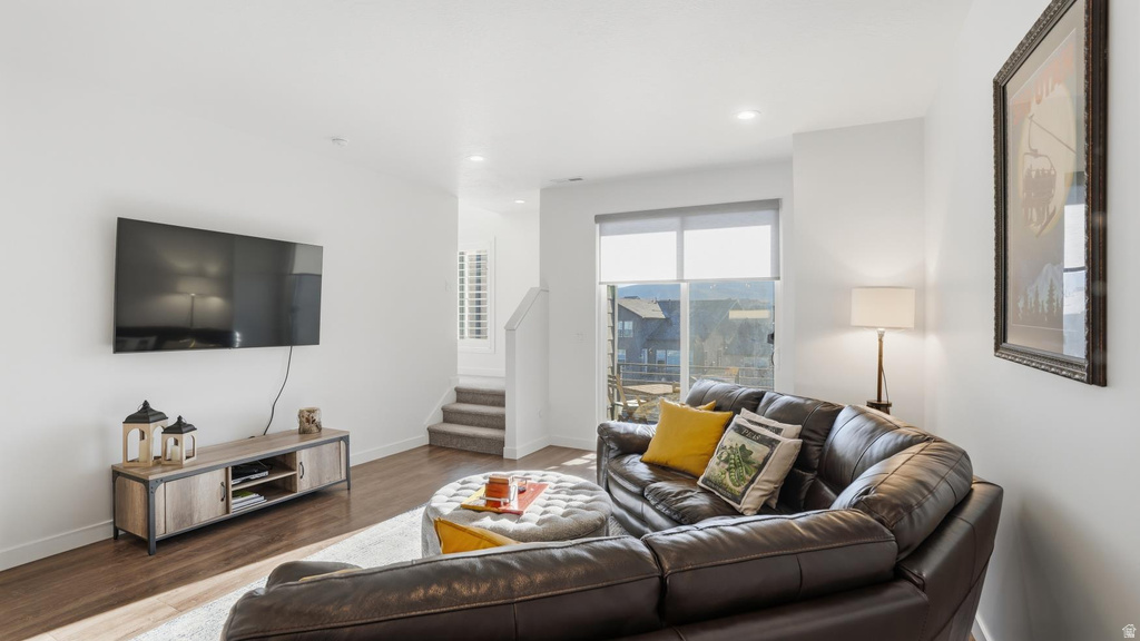 5959 N 5000 W Mountain Green, UT 84050