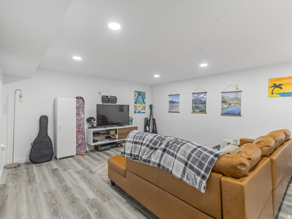 4181 S 4850 W West Valley City, UT 84120