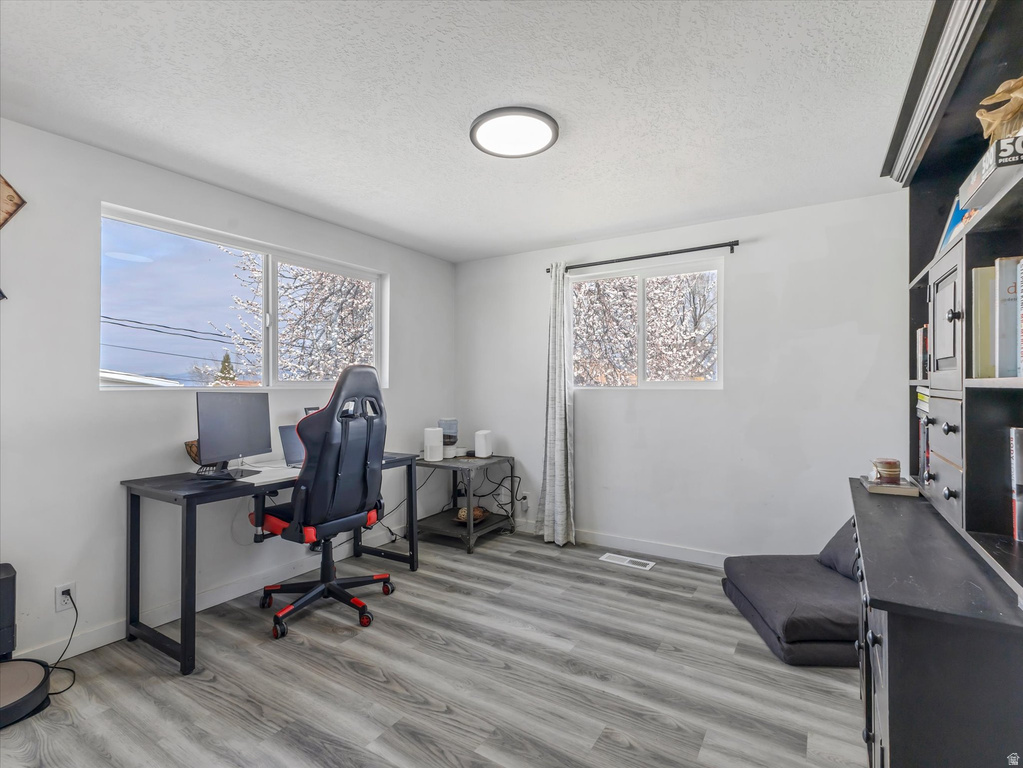 4181 S 4850 W West Valley City, UT 84120