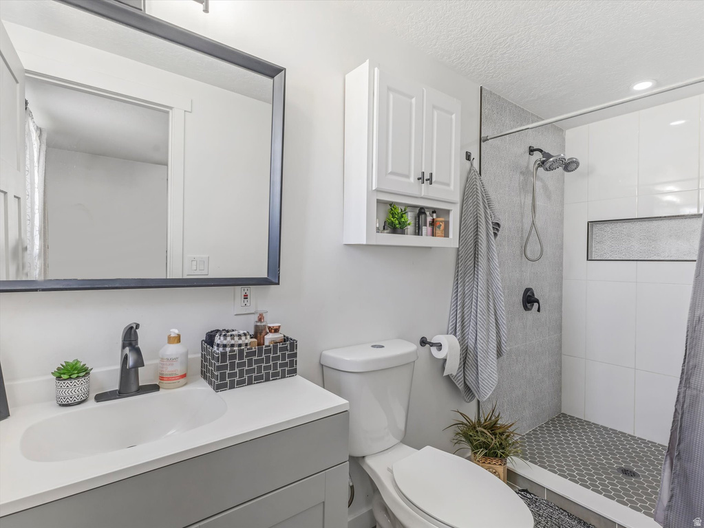 4181 S 4850 W West Valley City, UT 84120