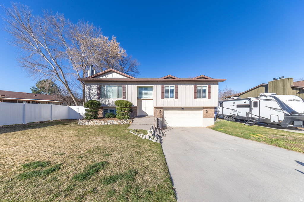 8360 S EL MANICERO WAY Sandy, UT 84093