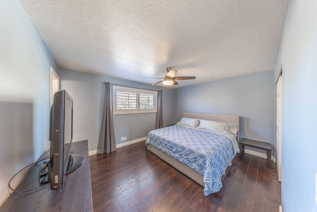 8360 S EL MANICERO WAY Sandy, UT 84093