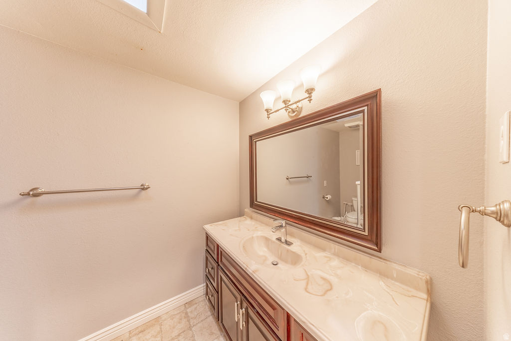 8360 S EL MANICERO WAY Sandy, UT 84093