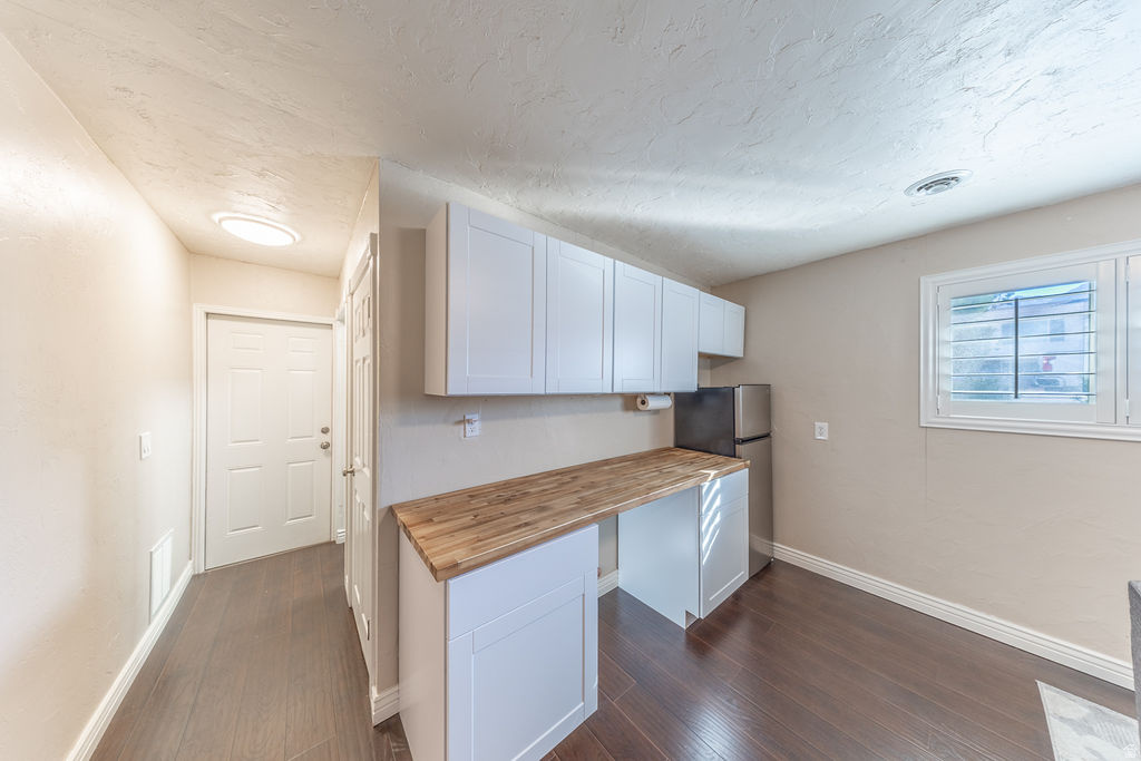 8360 S EL MANICERO WAY Sandy, UT 84093