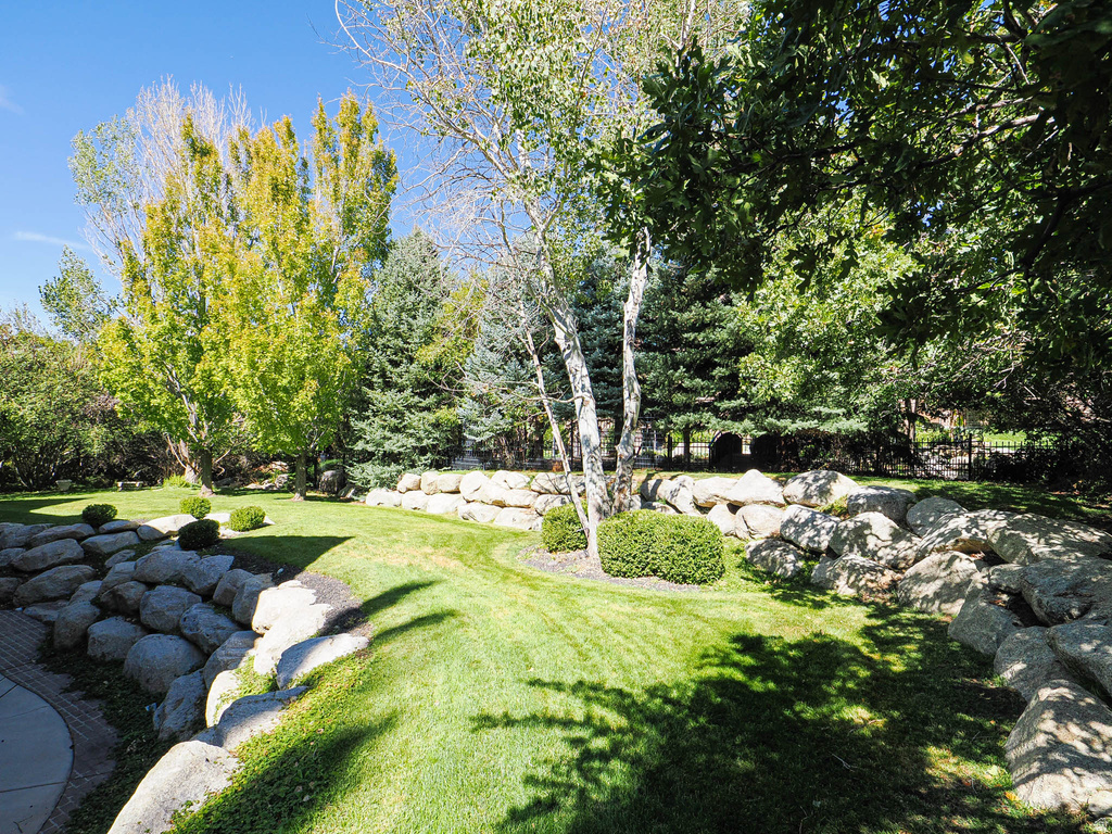 89 LONE HOLLOW DR #1026 Sandy, UT 84092