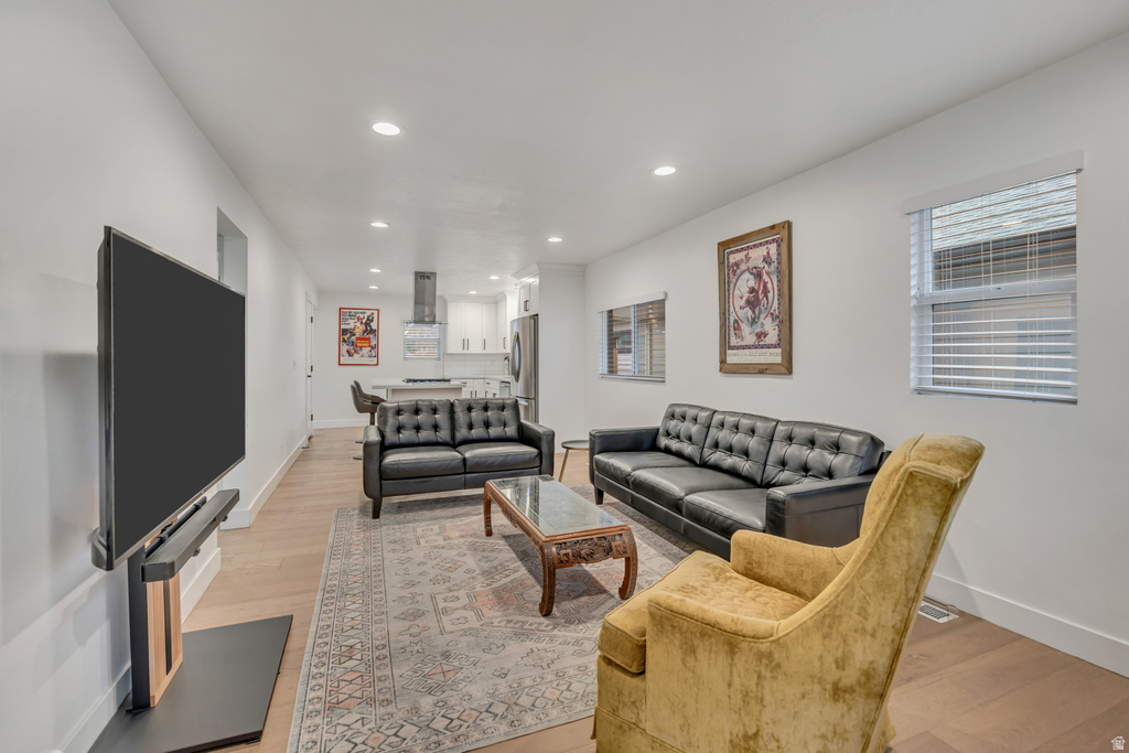 425 E VAN NESS PL Salt Lake City, UT 84106