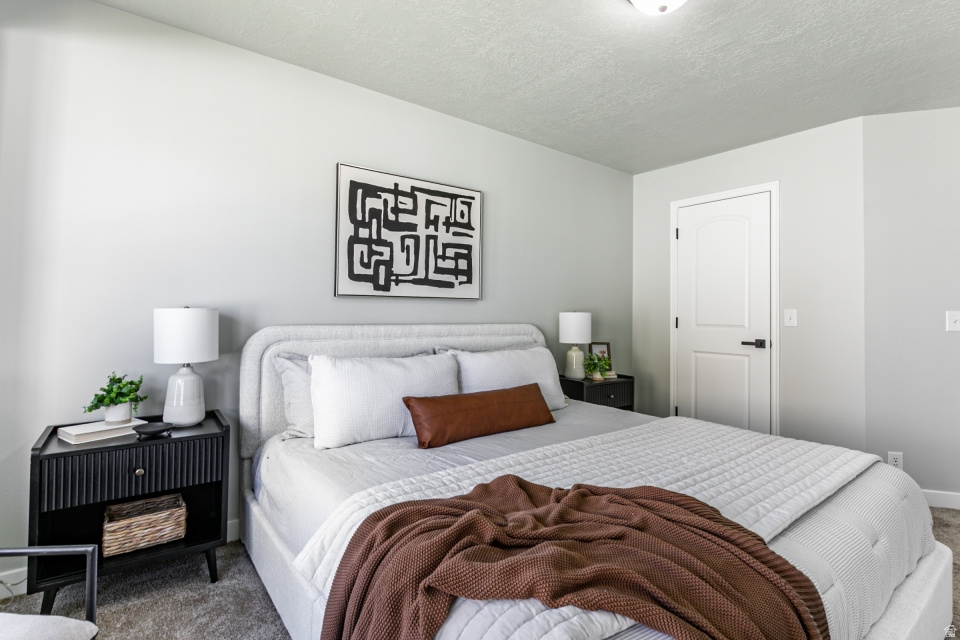 1634 N FERNLEAF ST Salt Lake City, UT 84116