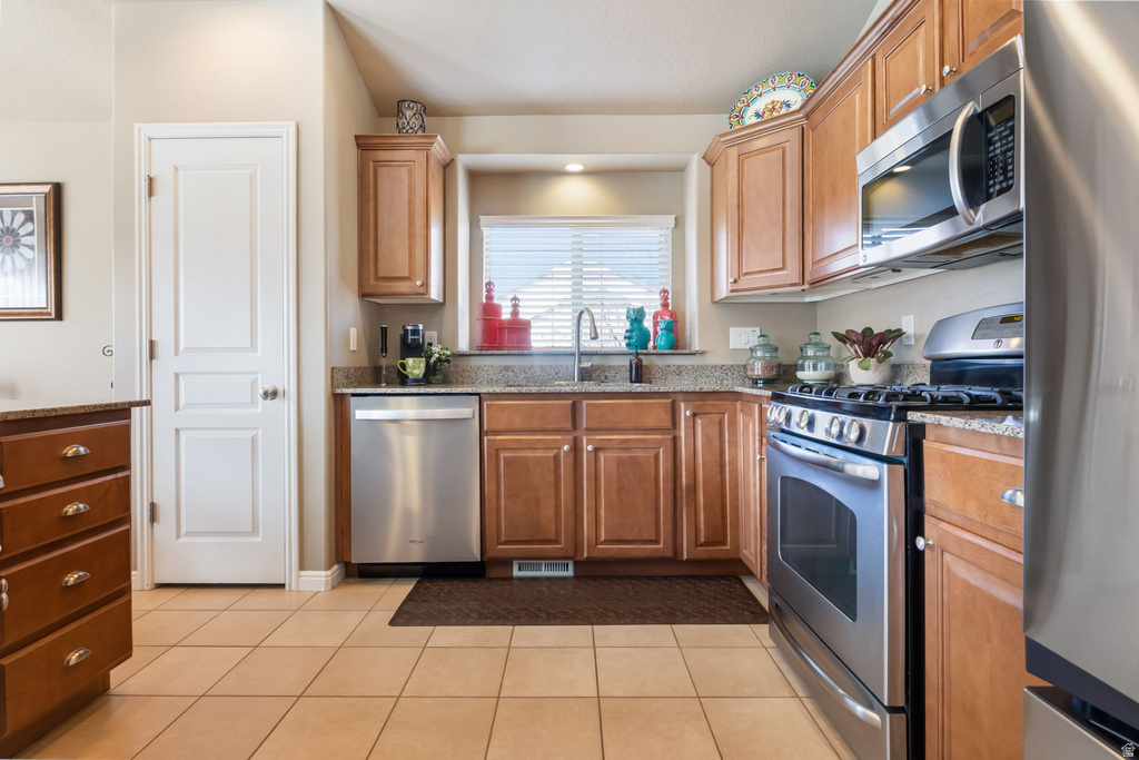 2966 S SEFTON DR West Valley City, UT 84120