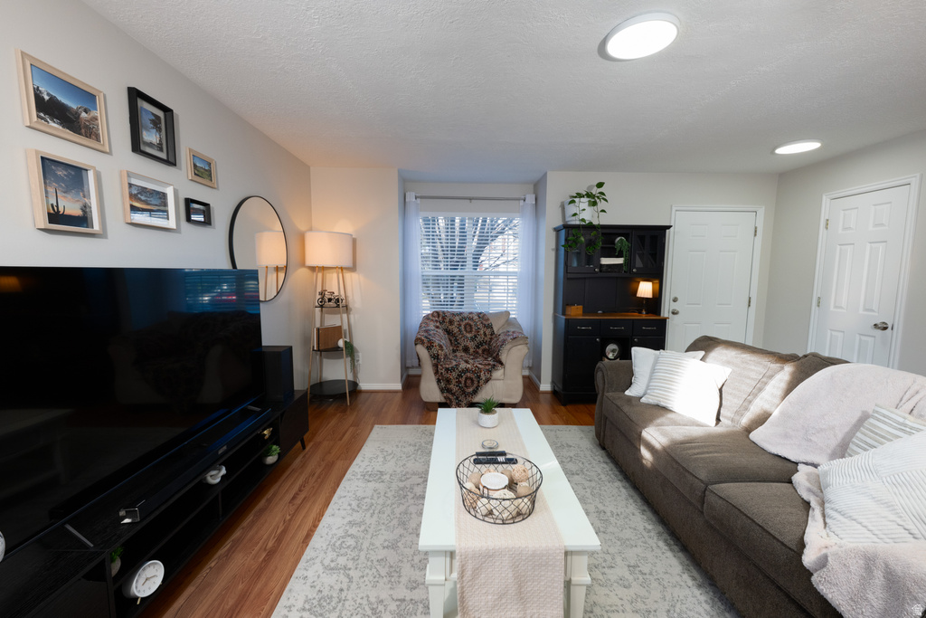 549 S 450 E Clearfield, UT 84015