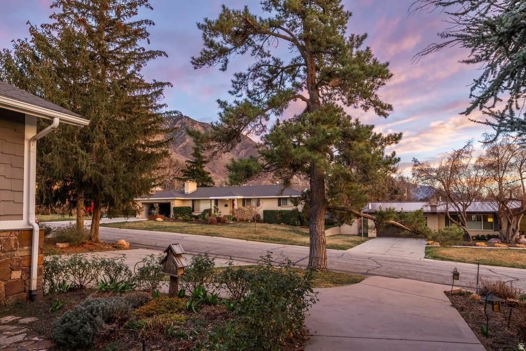 2865 E MELONY DR Salt Lake City, UT 84124