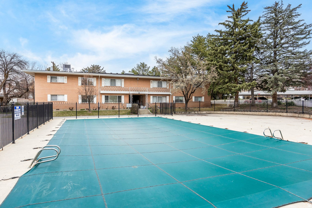 2286 E CARRIAGE LN #86 Holladay, UT 84117