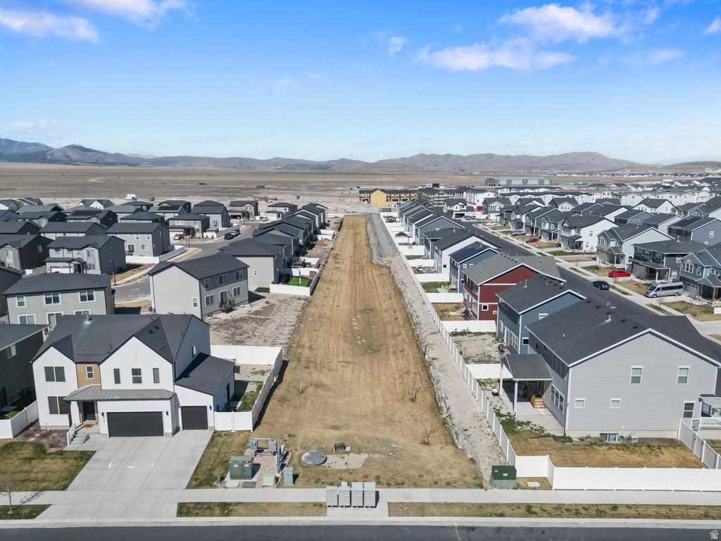 518 E STONEBRIAR DR Eagle Mountain, UT 84005