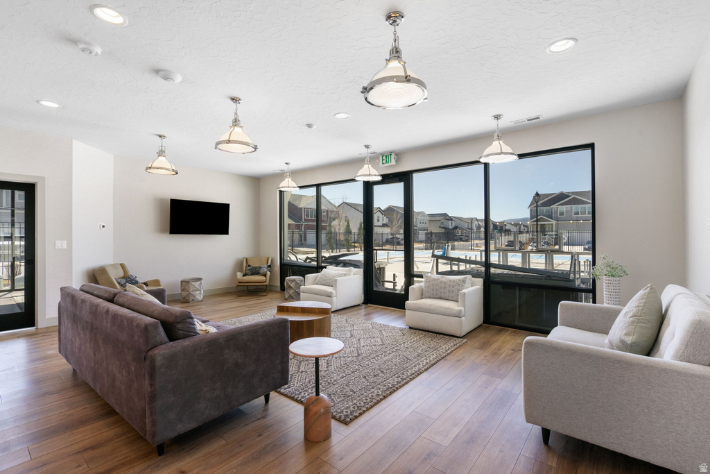 518 E STONEBRIAR DR Eagle Mountain, UT 84005