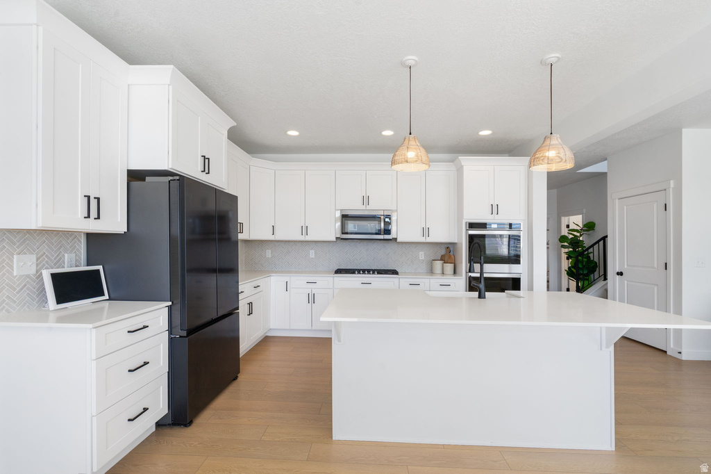 518 E STONEBRIAR DR Eagle Mountain, UT 84005