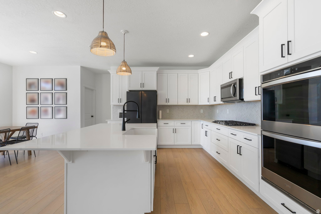 518 E STONEBRIAR DR Eagle Mountain, UT 84005