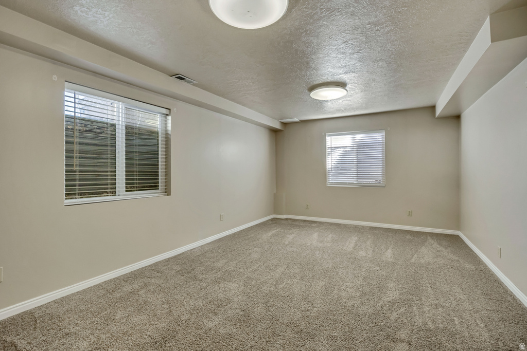 3522 W LILY GARDEN LANE South Jordan, UT 84095