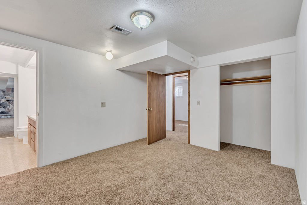 2024 E RIBBON LANE Holladay, UT 84117