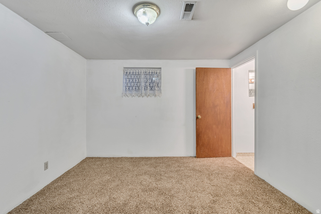 2024 E RIBBON LANE Holladay, UT 84117