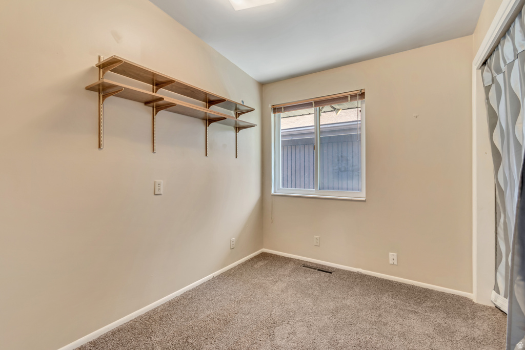 2024 E RIBBON LANE Holladay, UT 84117