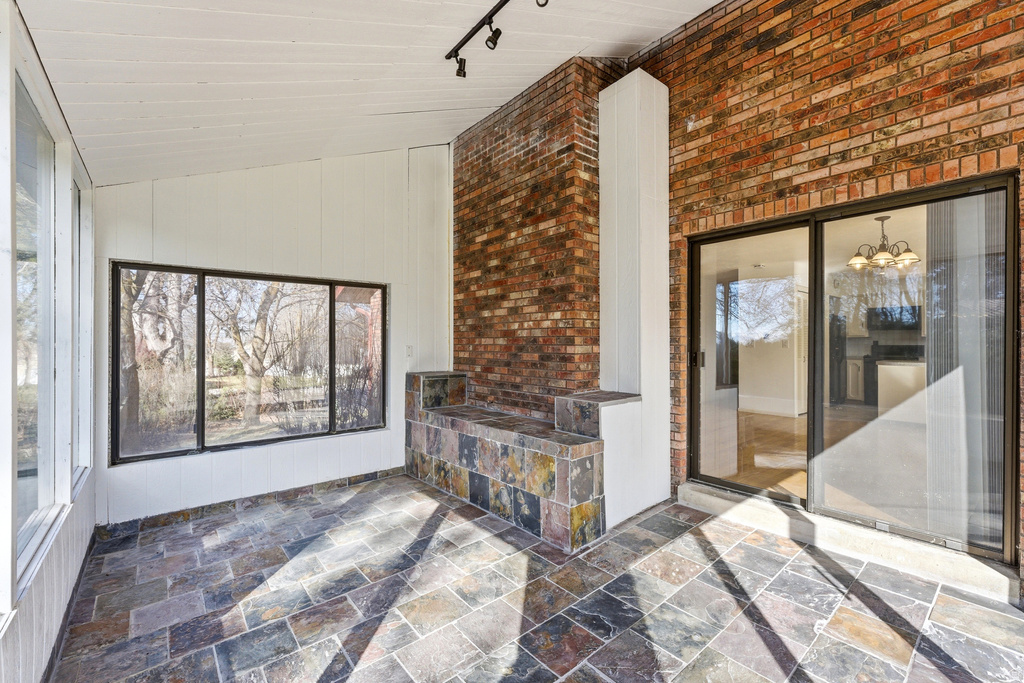 488 E 250 S Hyde Park, UT 84318