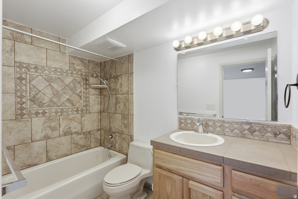 488 E 250 S Hyde Park, UT 84318