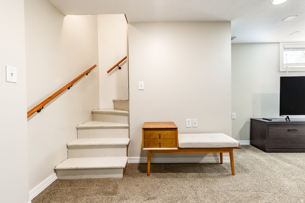 952 E 3385 S Salt Lake City, UT 84106