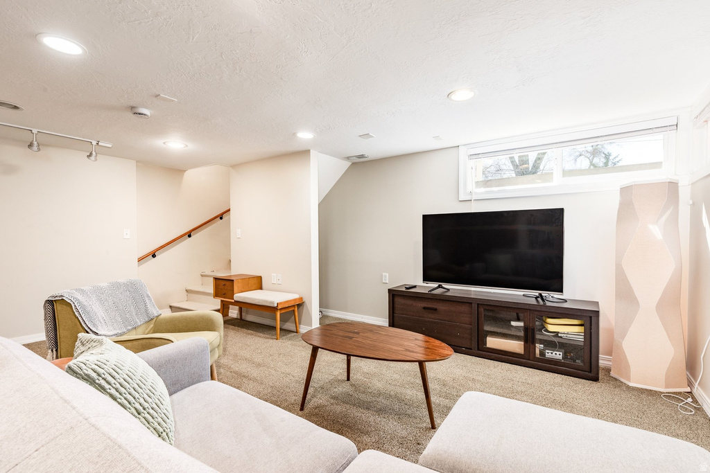 952 E 3385 S Salt Lake City, UT 84106