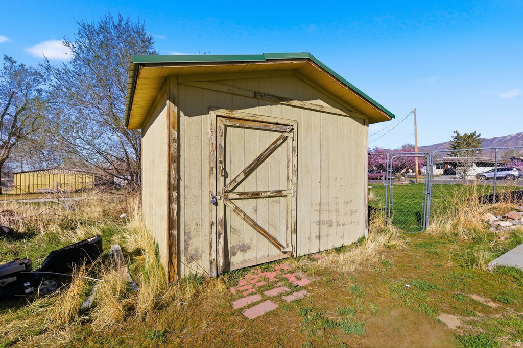 103 N 4TH ST Tooele, UT 84074