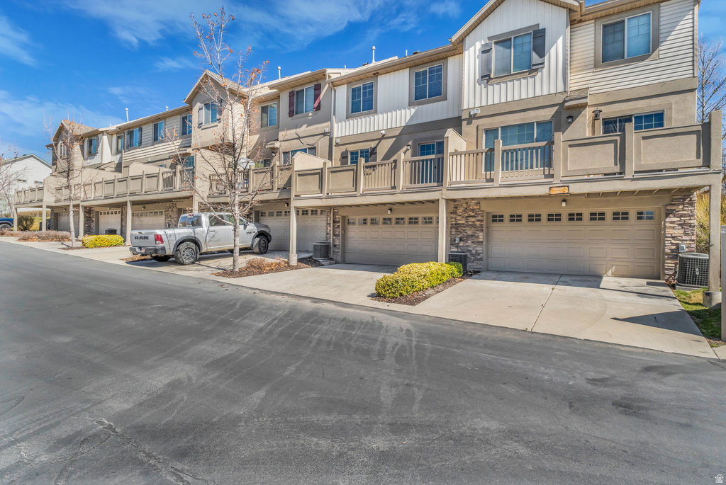 927 N INDEPENDENCE AVE Provo, UT 84604