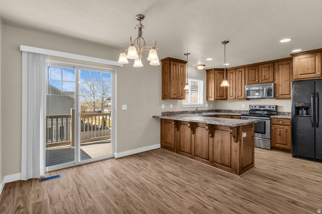 927 N INDEPENDENCE AVE Provo, UT 84604