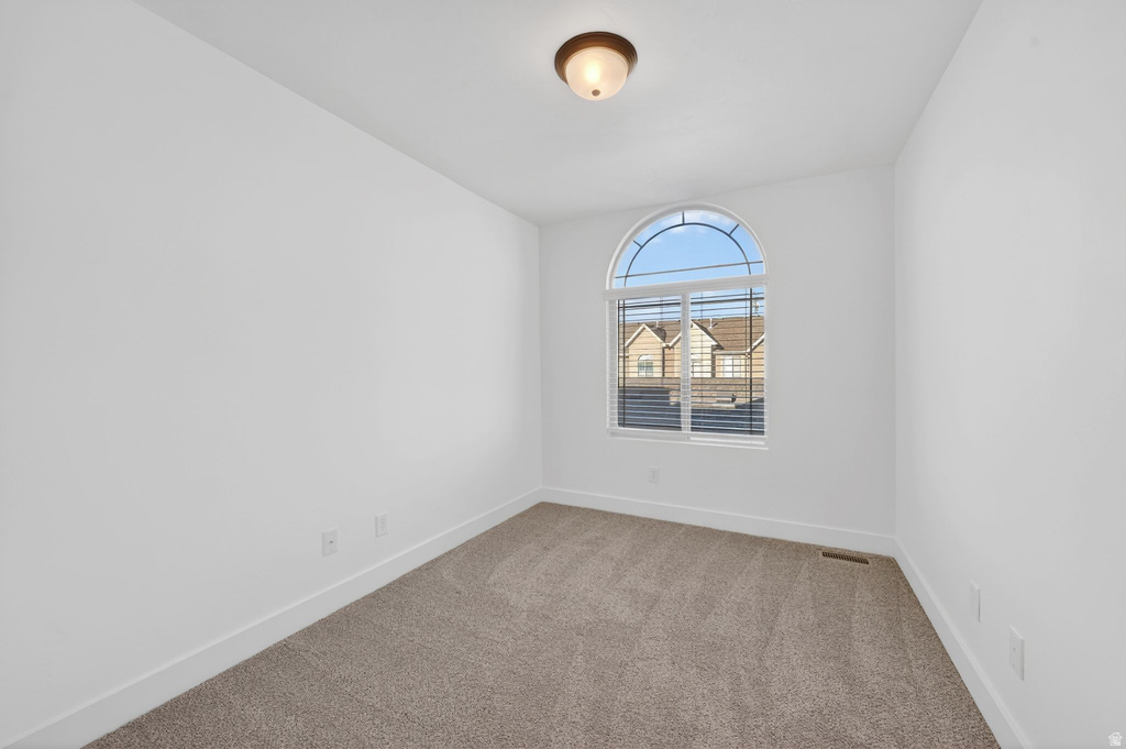 213 E TAMARAK CIR Lehi, UT 84043