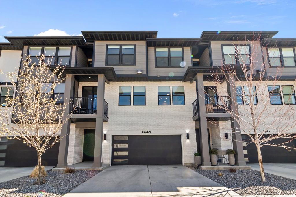 13469 S MULE CREEK Draper, UT 84020