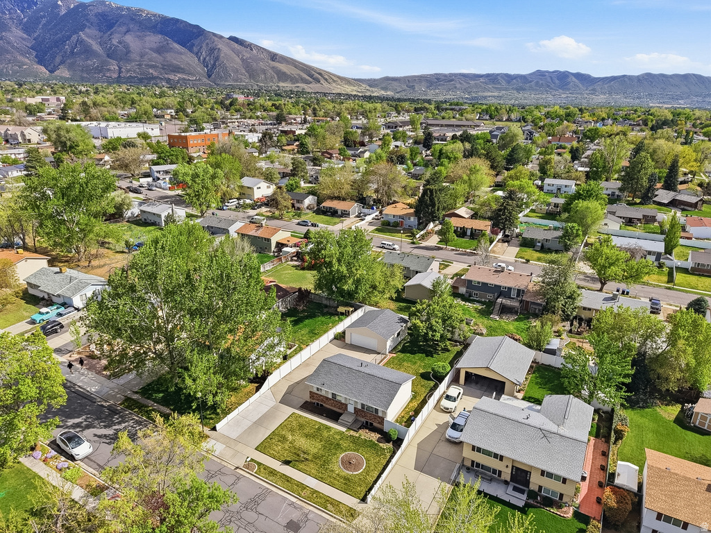 574 E ALOHA LN Sandy, UT 84070