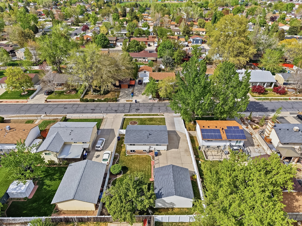 574 E ALOHA LN Sandy, UT 84070