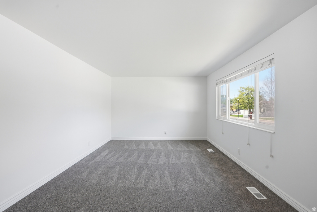 574 E ALOHA LN Sandy, UT 84070