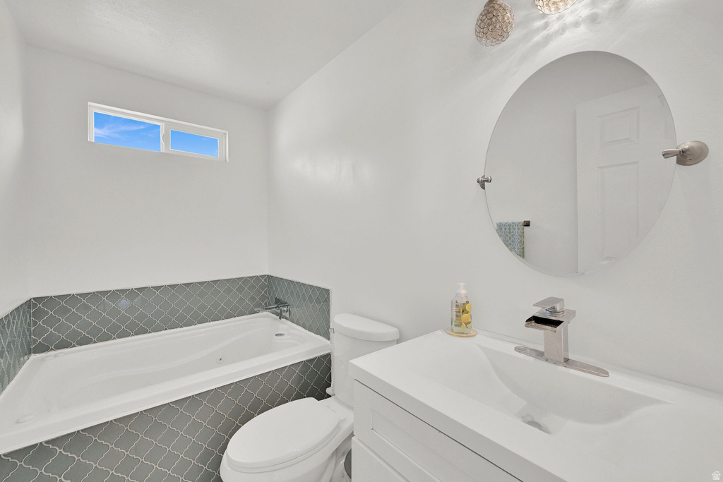 1466 N LEWIS PEAK DR Ogden, UT 84404